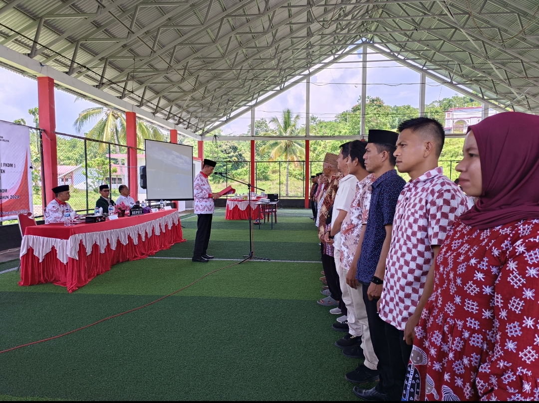 Bupati Bolsel Kukuhkan FKDM Untuk Mendukung Pemilu 2024 Yang Lancar Dan